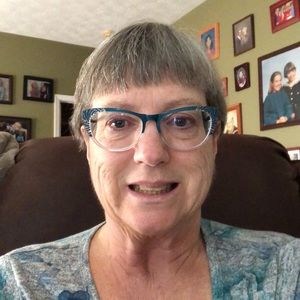 Meet your Posher, Anna